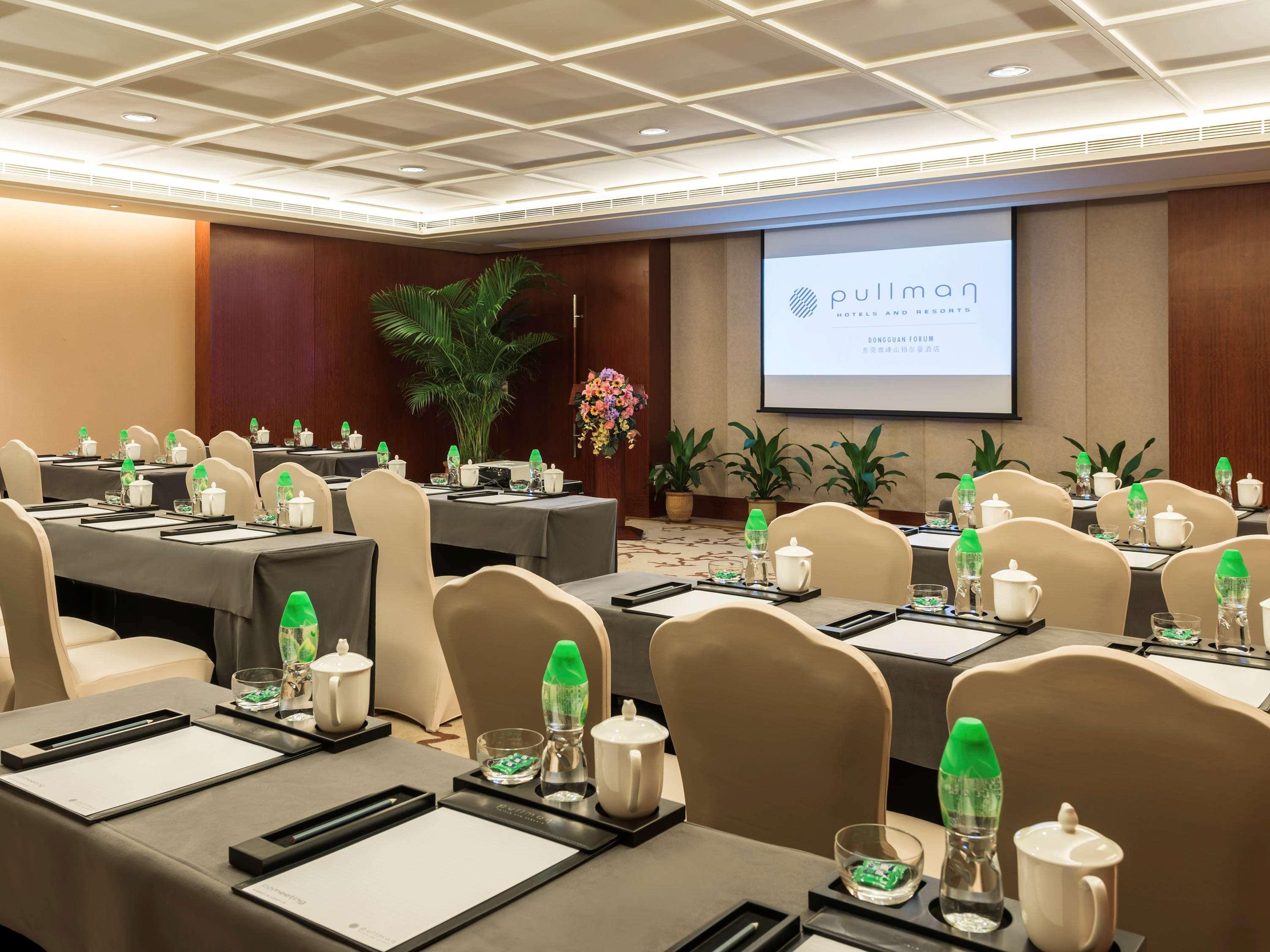 Pullman Hotel And Pullman Living Dongguan Forum Luaran gambar